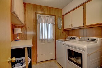 711 S Atlantic Ave in Virginia Beach, VA - Foto de edificio - Building Photo