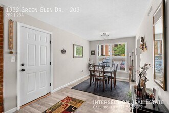 1932 Green Glen Dr in Kirkwood, MO - Building Photo - Building Photo