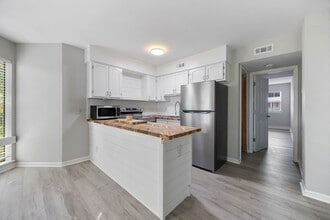 1500 Cenith Dr in North Myrtle Beach, SC - Building Photo - Building Photo