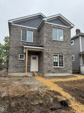 225 N Hamilton Ave in Indianapolis, IN - Foto de edificio - Building Photo