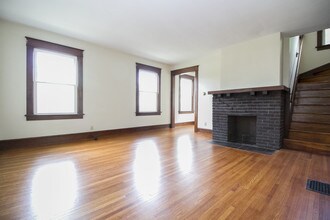 701 Hampton Ave in Toledo, OH - Building Photo - Building Photo