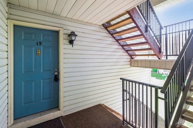 property at 15 Feiler Ct