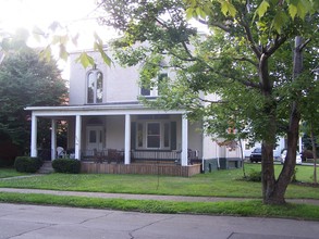 606 W 8th St in Erie, PA - Building Photo - Building Photo