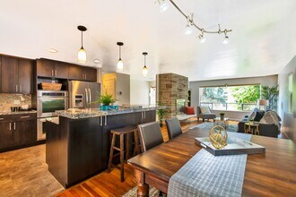 6602 49th Ave S in Seattle, WA - Building Photo - Building Photo