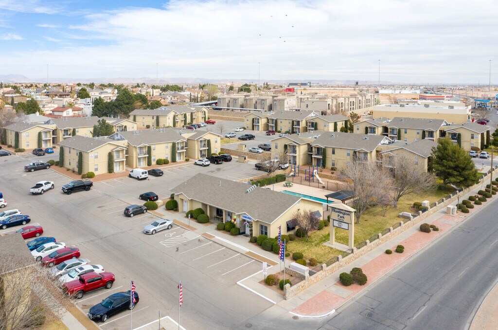 Huntington Park Apartments in El Paso, TX