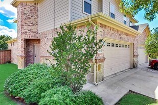 377 Orbit Dr in Lavon, TX - Building Photo