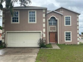 1761 Pompano Dr in Kissimmee, FL - Building Photo