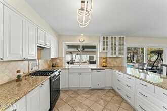 26969 Helmond Dr in Agoura Hills, CA - Building Photo - Building Photo