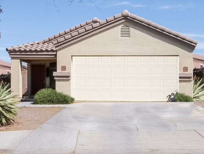 property at 37094 W Bello Ln