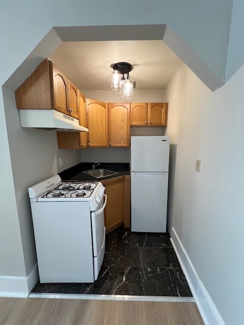 12 Symphony Rd, Unit 702 in Boston, MA - Foto de edificio - Building Photo