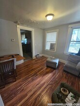 11 Akron St in Boston, MA - Building Photo - Building Photo