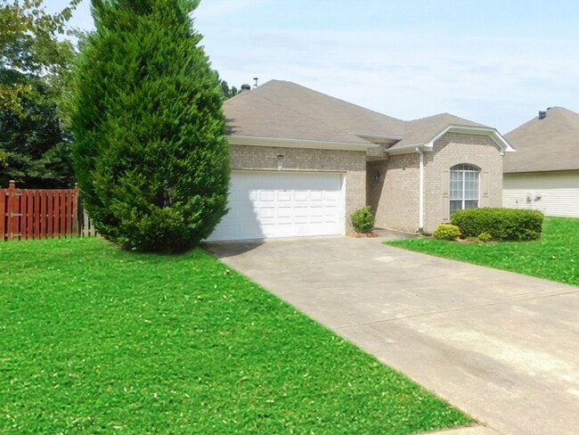 308 Park Village Dr in Alabaster, AL - Building Photo - Building Photo