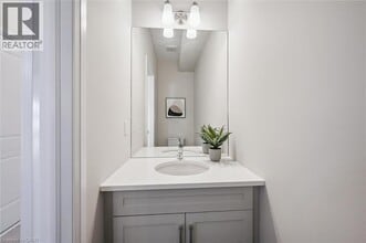 212 Green Gate Blvd in Cambridge, ON - Building Photo - Building Photo