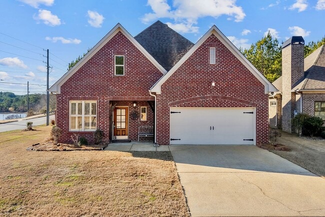 property at 1001 Springfield Dr