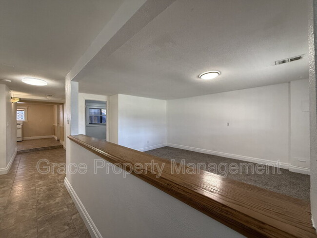 1149 E 58th Ave in Denver, CO - Building Photo - Building Photo