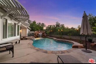 26068 Charonne Ct in Santa Clarita, CA - Building Photo - Building Photo