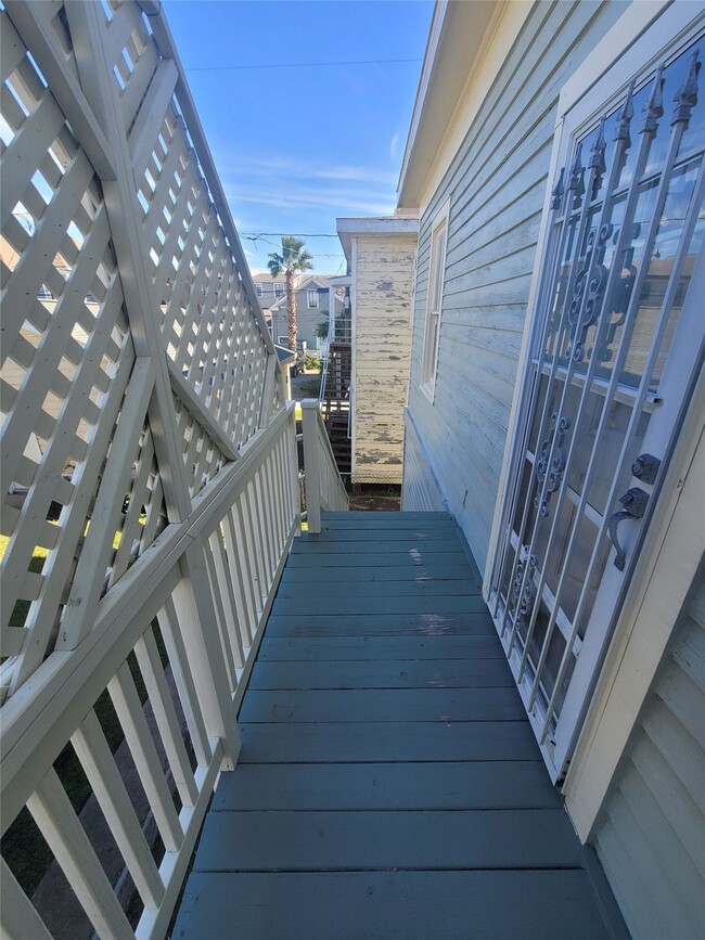 property at 610 16th St