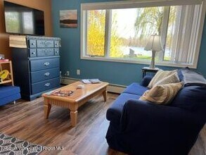 677 Broadway in Ulster Park, NY - Building Photo - Building Photo