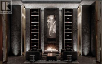 55 Charles St E in Toronto, ON - Building Photo - Building Photo