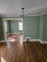 1213 Maryland Ave in Bristol, TN - Building Photo - Building Photo