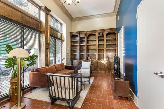 30 Baronne St