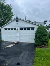 203 W Blancke St in Linden, NJ - Building Photo - Building Photo