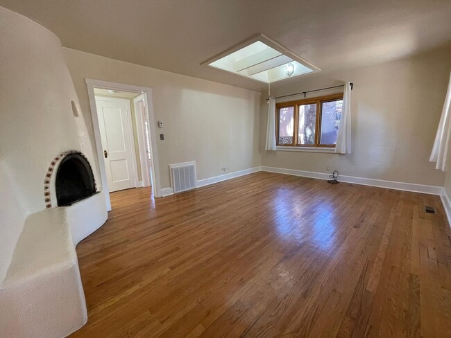 702 E Palace Ave in Santa Fe, NM - Building Photo - Building Photo