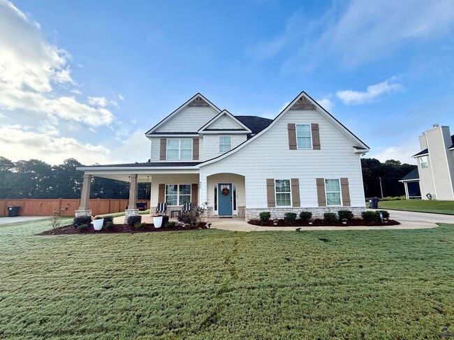property at 400 Bella Notte Cir