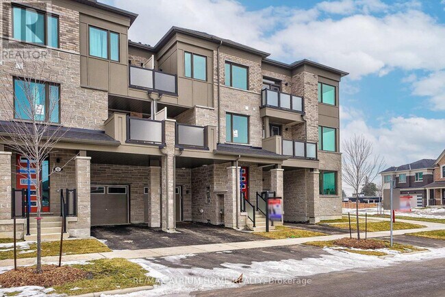 4 Thomas Frisby Jr Cres in Markham, ON - Building Photo - Building Photo