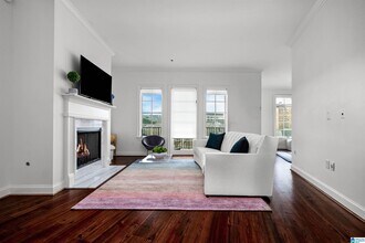 2600 Highland Ave in Birmingham, AL - Building Photo - Building Photo