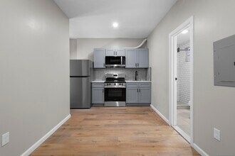 140 Grand St in Waterbury, CT - Building Photo - Building Photo