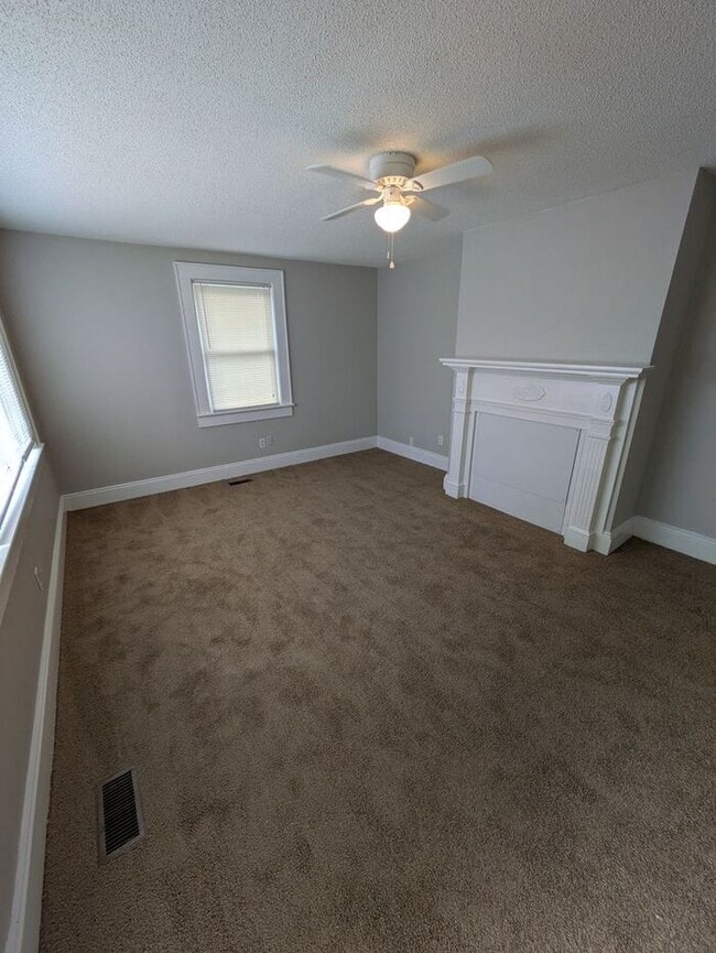 1729 18th Ave NE in Hickory, NC - Building Photo - Building Photo