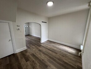 1615 Naudain St in Harrisburg, PA - Building Photo - Building Photo