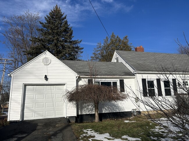 18 Arlington St in Jamestown, NY - Building Photo - Building Photo