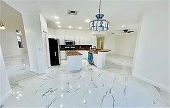 11041 Harbour Springs Cir in Boca Raton, FL - Building Photo - Building Photo