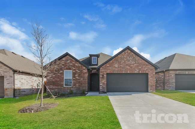 property at 8216 Brookhaven Dr