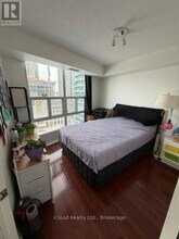 1 Elm Dr W in Mississauga, ON - Building Photo - Building Photo