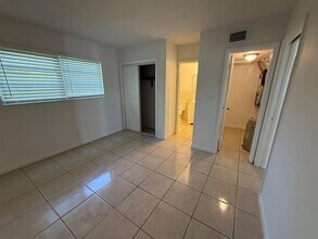 477 Sunshine Dr in Coconut Creek, FL - Building Photo - Building Photo