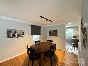 1600 Paddock Cir in Charlotte, NC - Building Photo - Building Photo