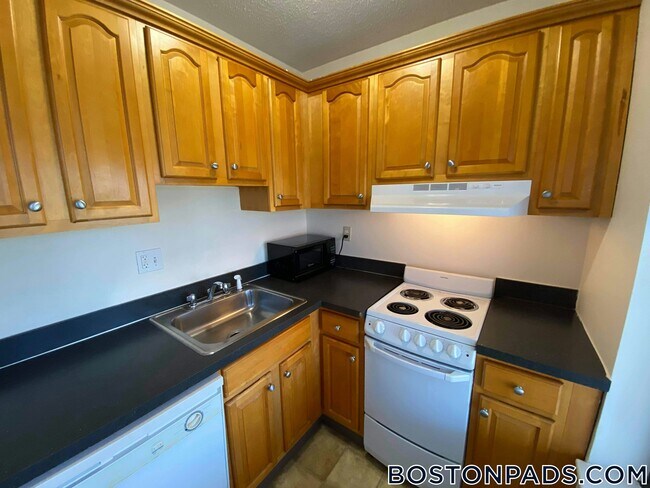 property at 1126 Boylston St