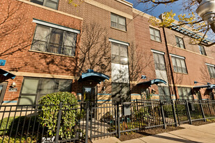 511 W Elm St, Unit 434 Apartments