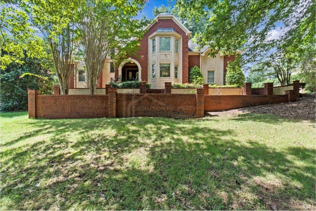 property at 200 River Bluff Pkwy