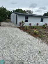 4365 27th Ave in Vero Beach, FL - Building Photo - Building Photo