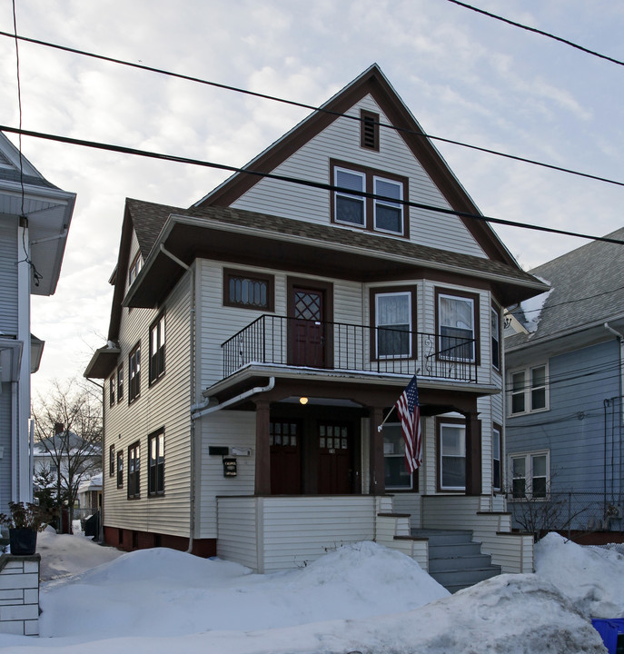 68 Farragut Ave in Cranston, RI - Building Photo