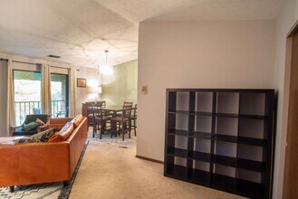 522 Riddle Rd in Cincinnati, OH - Building Photo - Building Photo