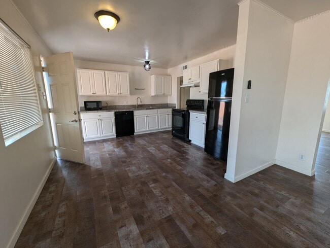 property at 1812 S Hardy Dr
