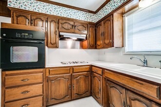 438 Rorary Dr-Unit -3 in Richardson, TX - Building Photo - Building Photo