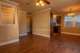 2537 Plymouth Oaks Ct in Stockton, CA - Building Photo - Building Photo