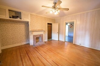 733 Falls Rd in Rocky Mount, NC - Building Photo - Building Photo