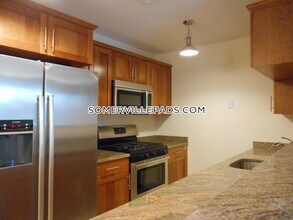 377 Summer St-Unit -5 in Somerville, MA - Building Photo - Building Photo
